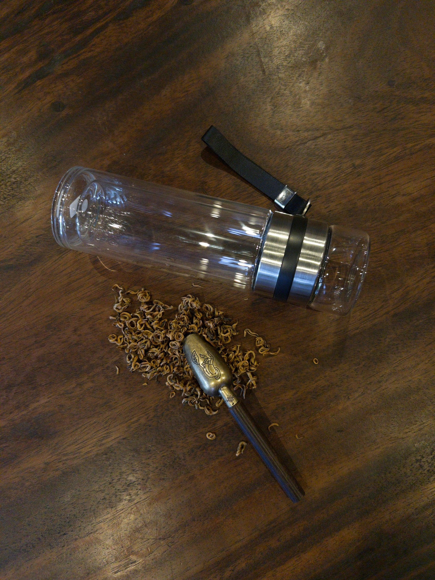 Crystal Flow Portable Tea Thermos with Cup Lid