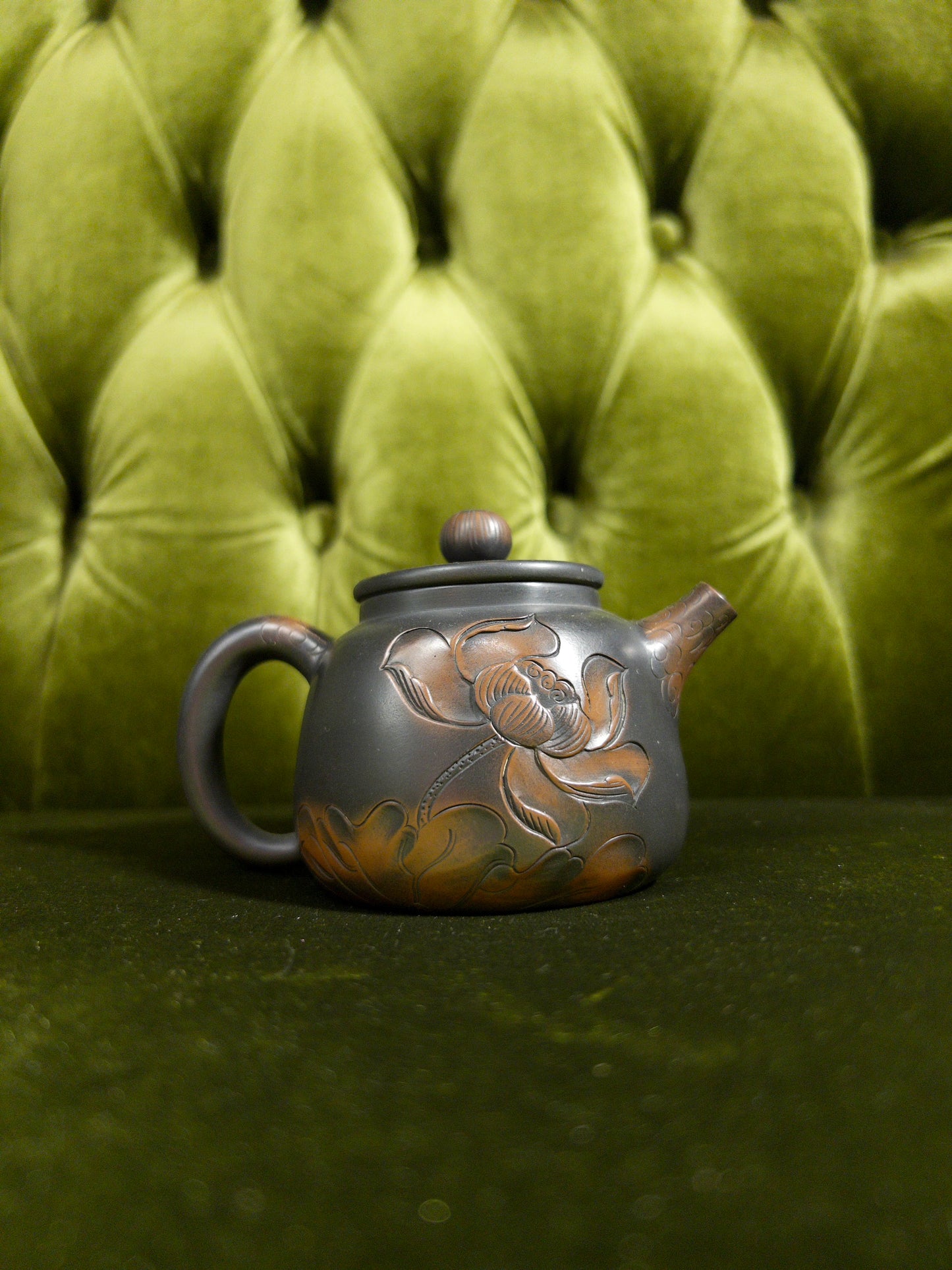 Lotus Whisper Teapot — 160 ml - Yixing clay Teapot