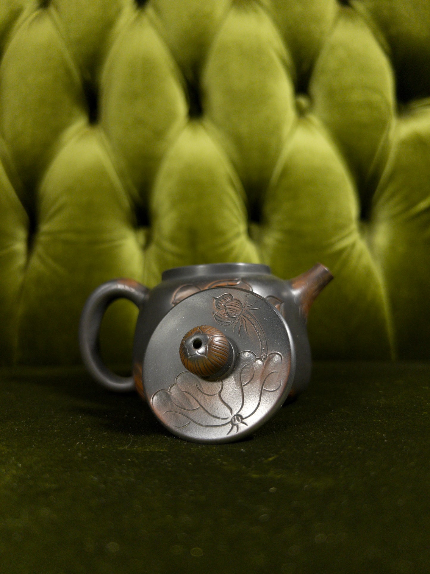 Lotus Whisper Teapot — 160 ml - Yixing clay Teapot