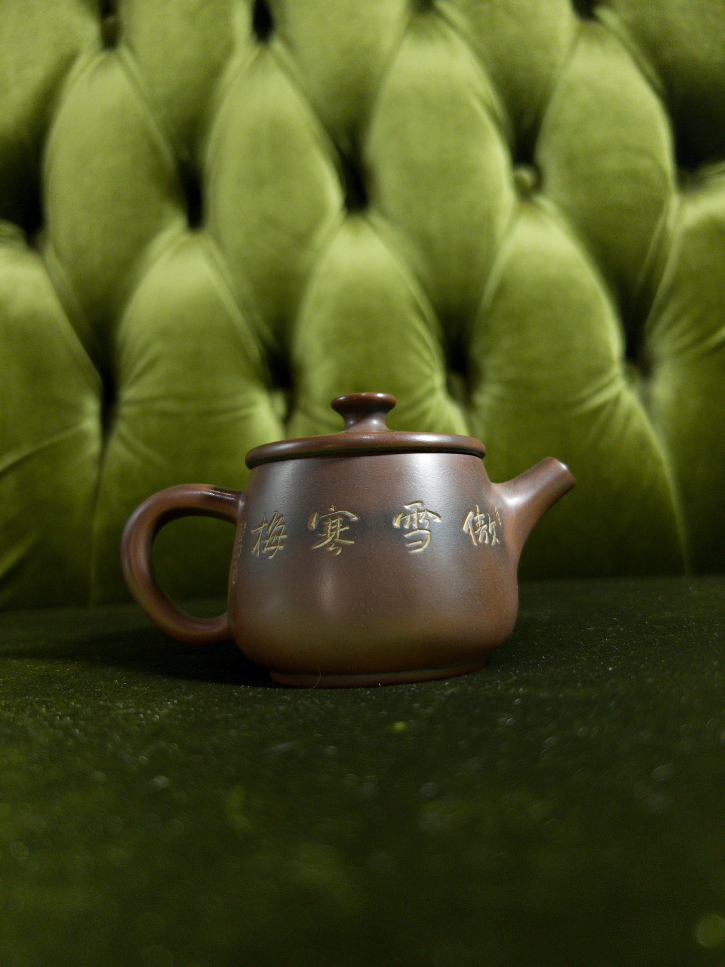 Winter Plum Teapot – 100 ml - Yixing clay Teapot