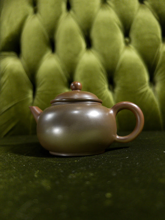 Still Ember Teapot – 100 ml  - Yixing zisha clay Teapot