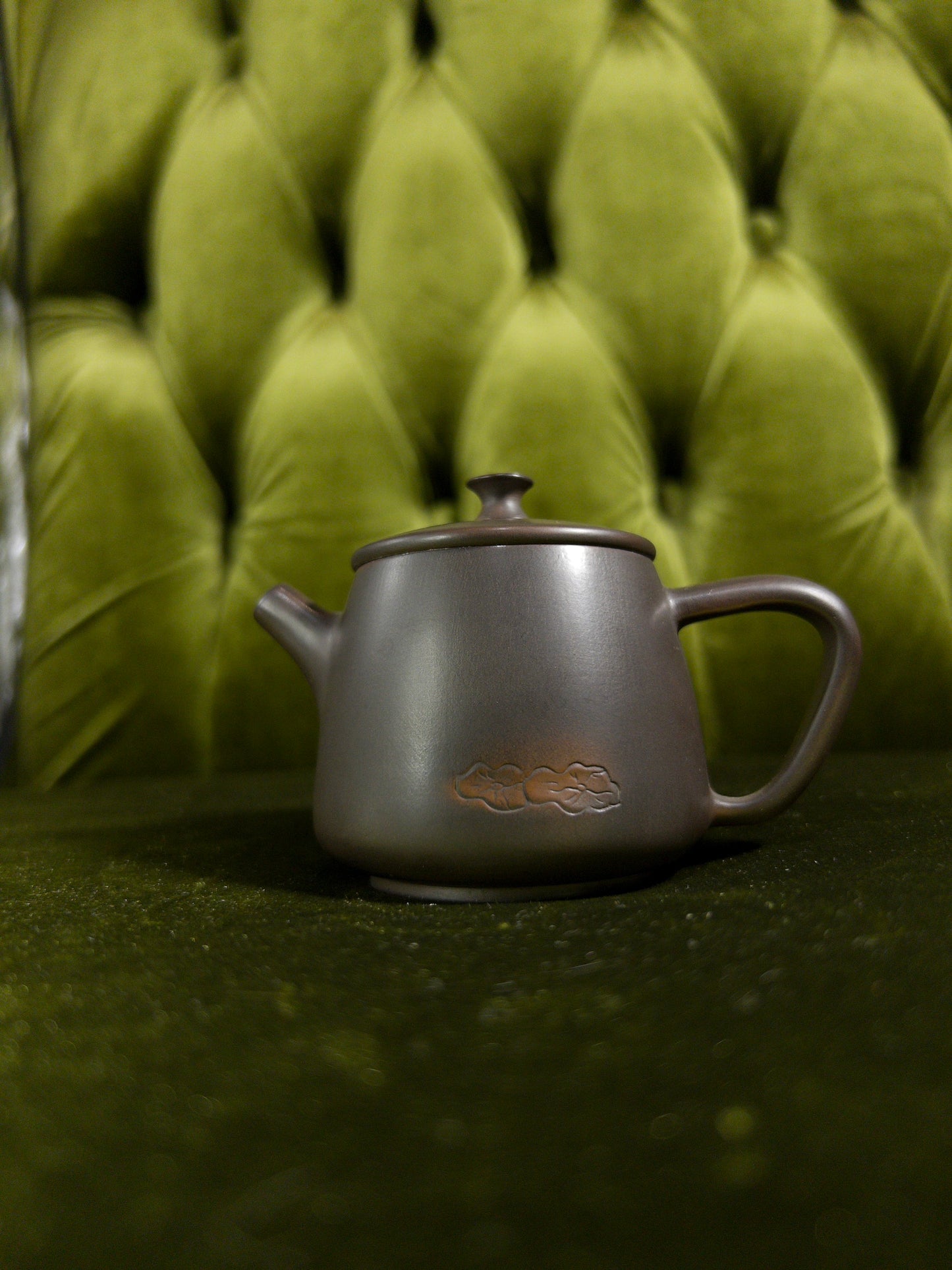 Orchid Whisper Teapot – 100 ml - Yixing zisha clay Teapot