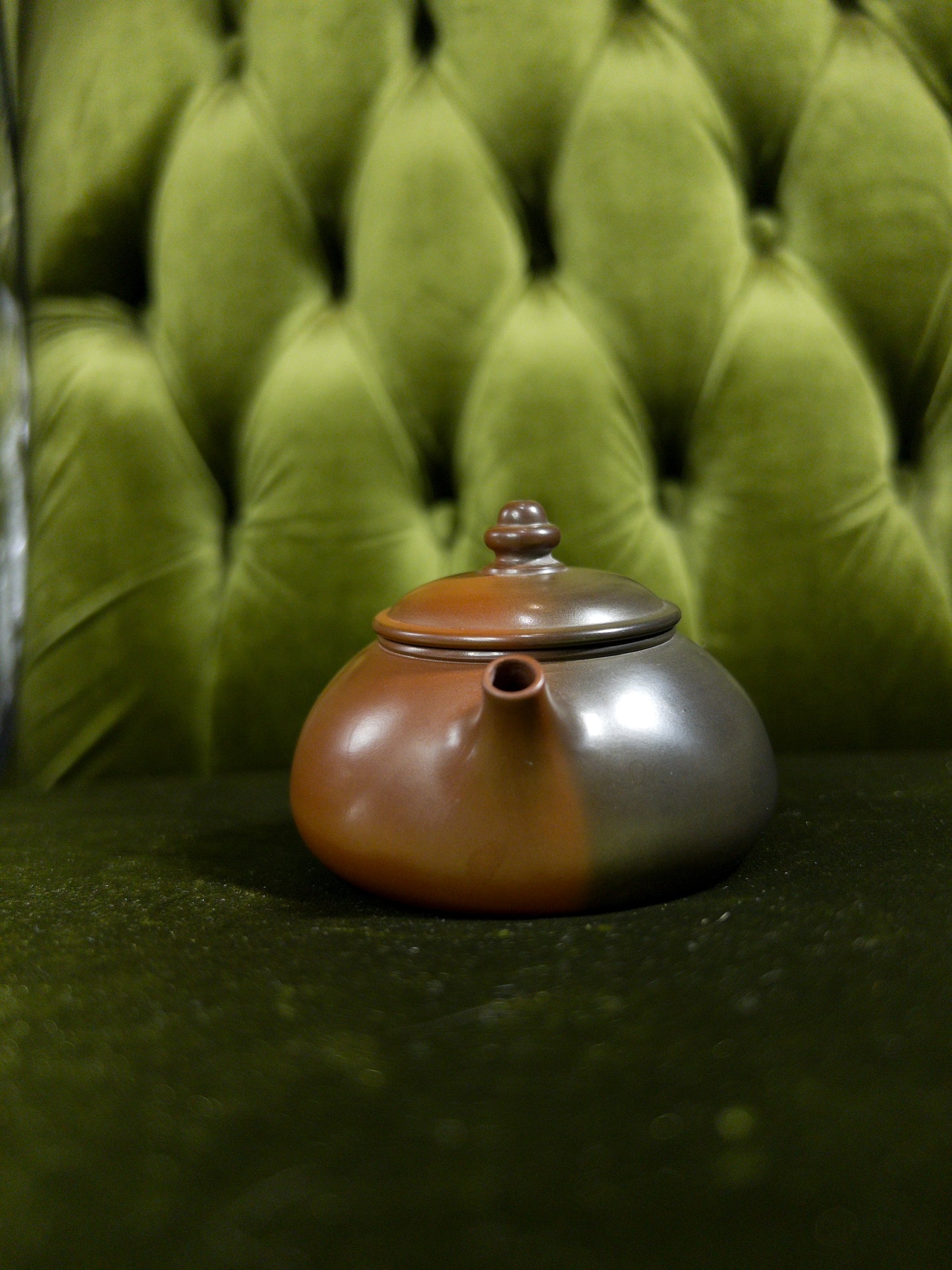 “Amber Shadow” | 100 ml – Yixing Teapot