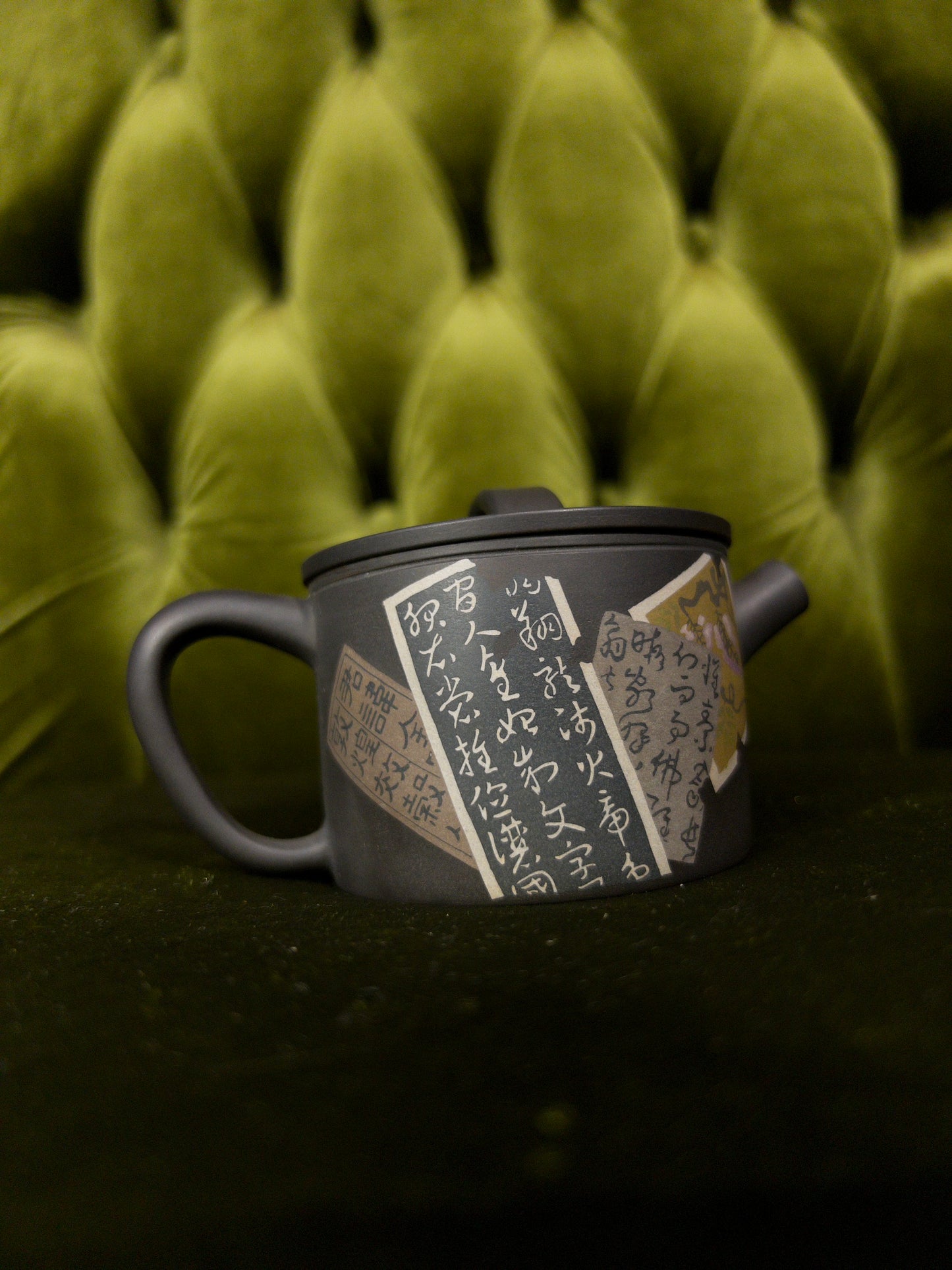 “Master’s Letters” Teapot | 140 ml – Yixing Teapot