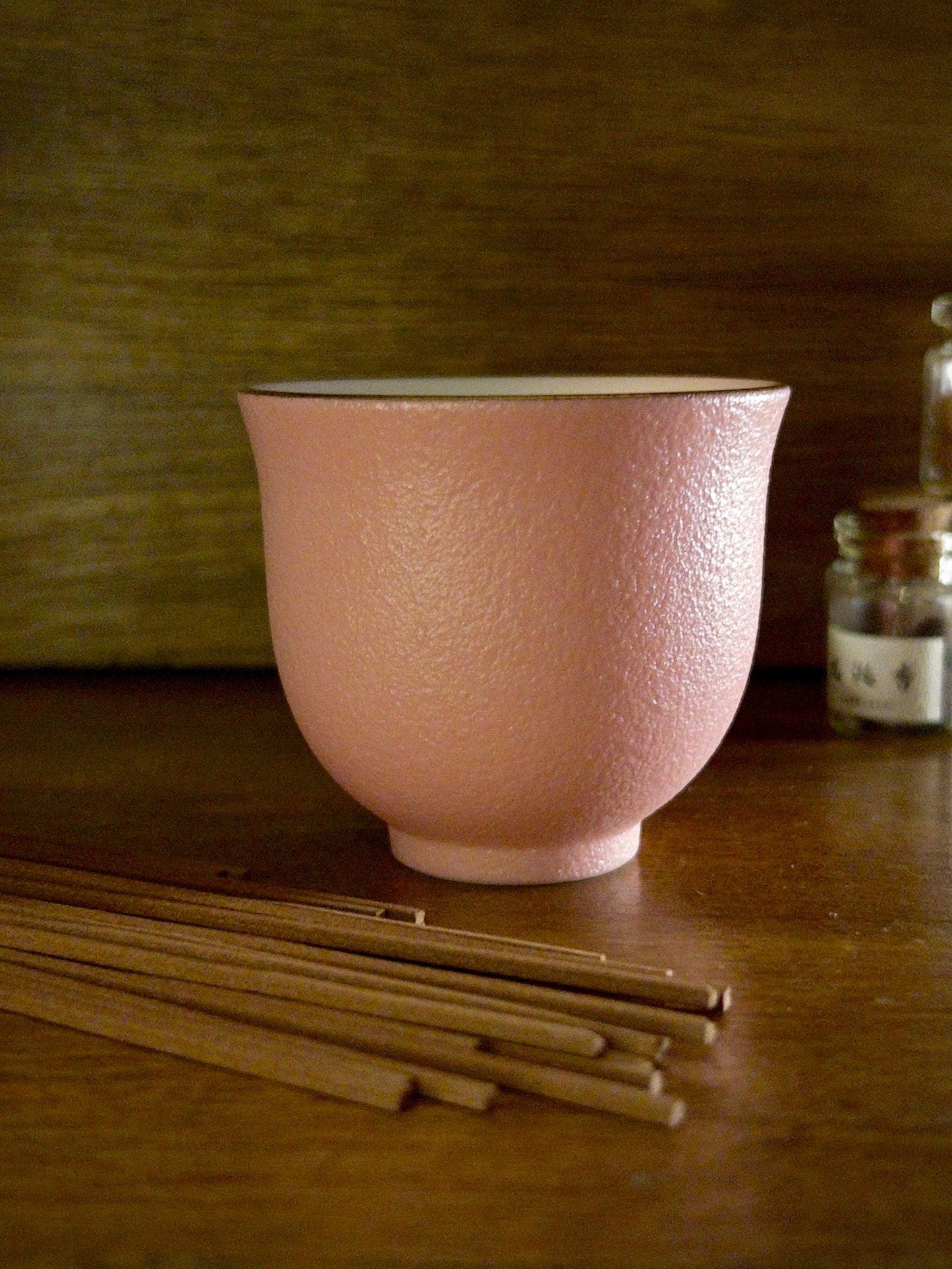 “Pink Frost” Tea Cup Tea Piala