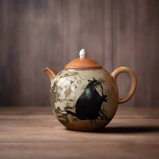 Handcrafted Black Cat Teapot – A Playful Twist on Tradition 100ml