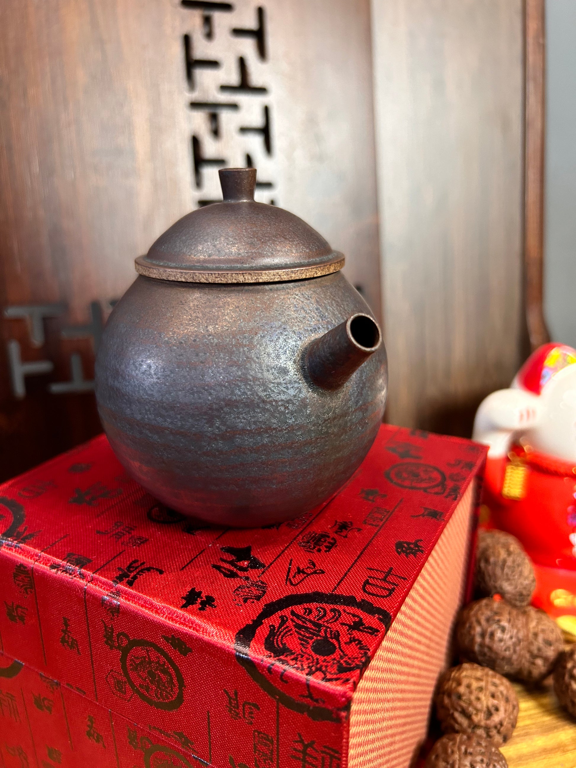 Hand made Yunnan Tea Pot (Traditional ceramic tea pot ) no 29 - Gaba Tea House