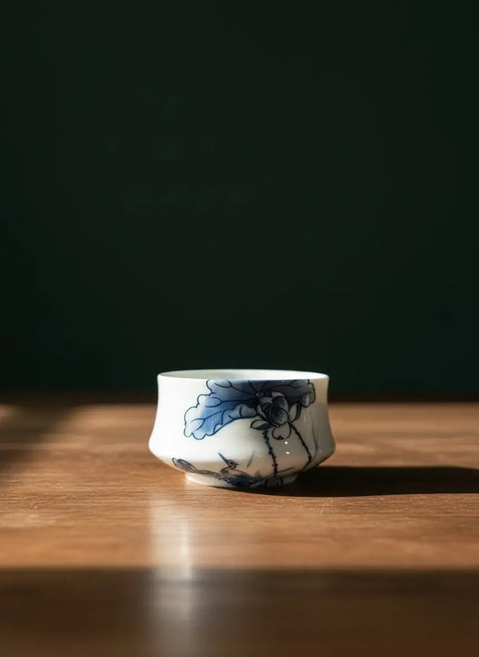 Piala Ceramic white blue lotus