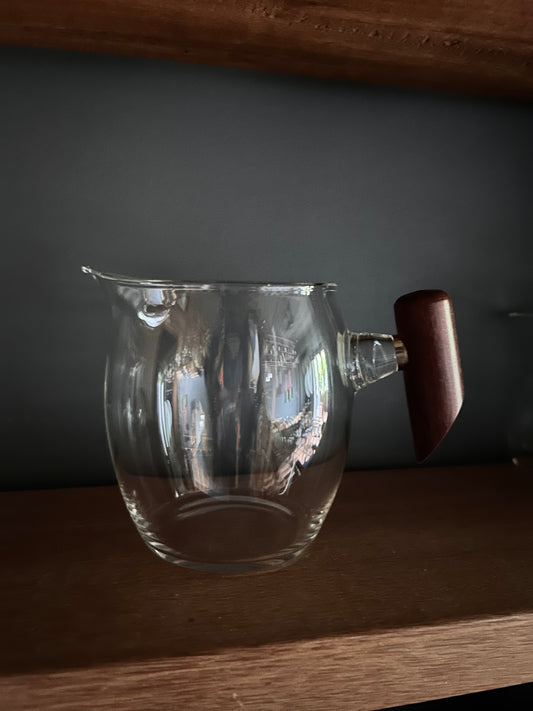 Gong Dao Bei (pitcher glass)