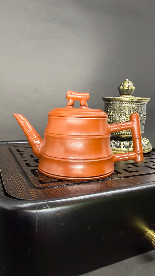 Trapezoidal reddish Yixing clay teapot 120 ml