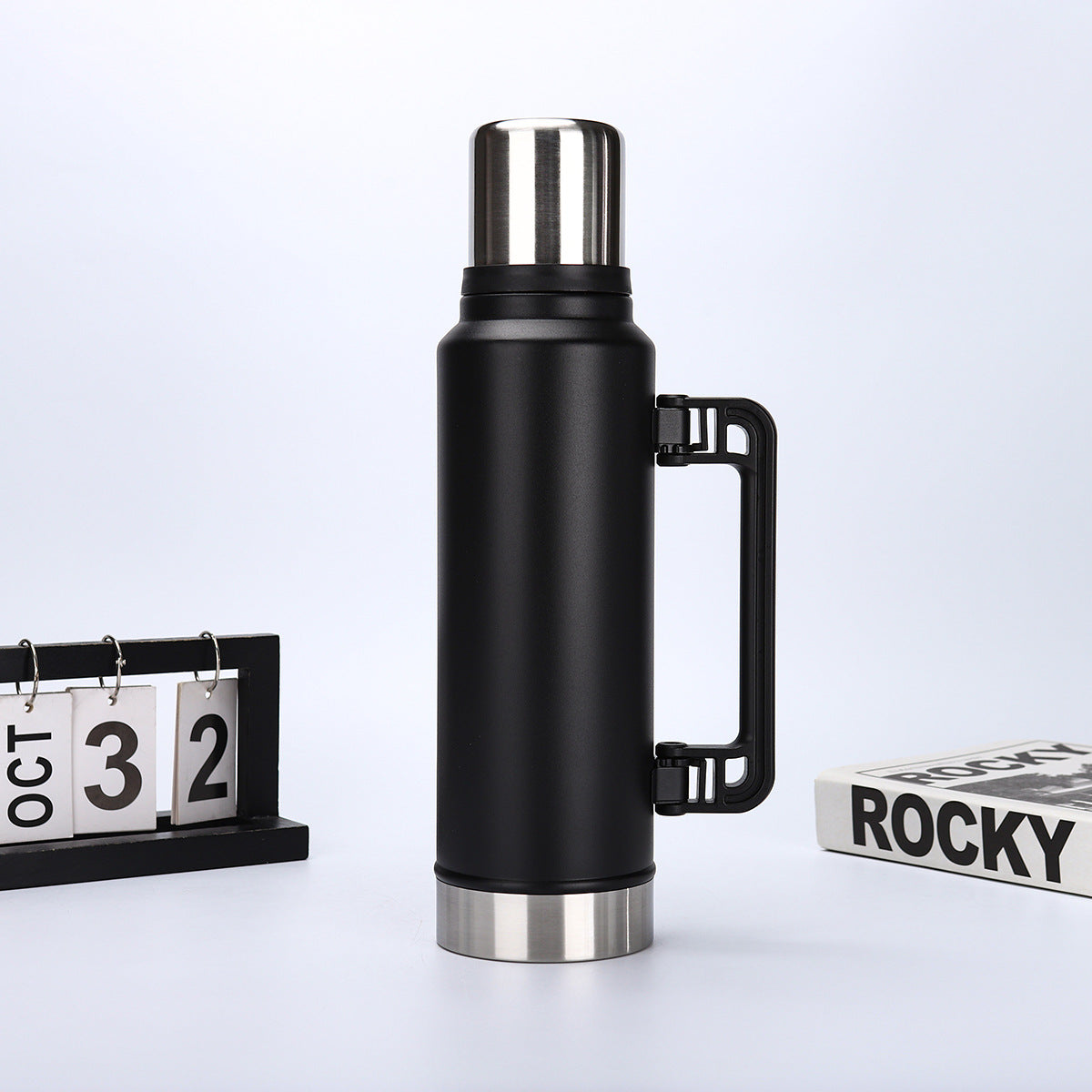 Vacuum Insulated Stainless Steel Travel Bottle – 304 Double-Layer, Large Capacity Thermos