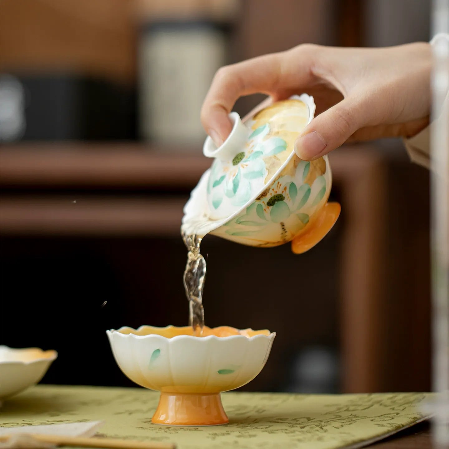 Hand-painted lotus gaiwan for tea ceremonies